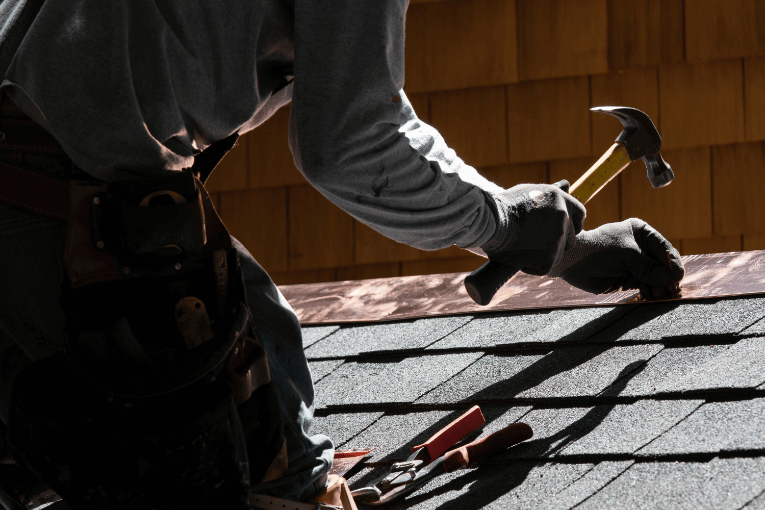 An illustration of a step-by-step guide for repairing roof flashing. 