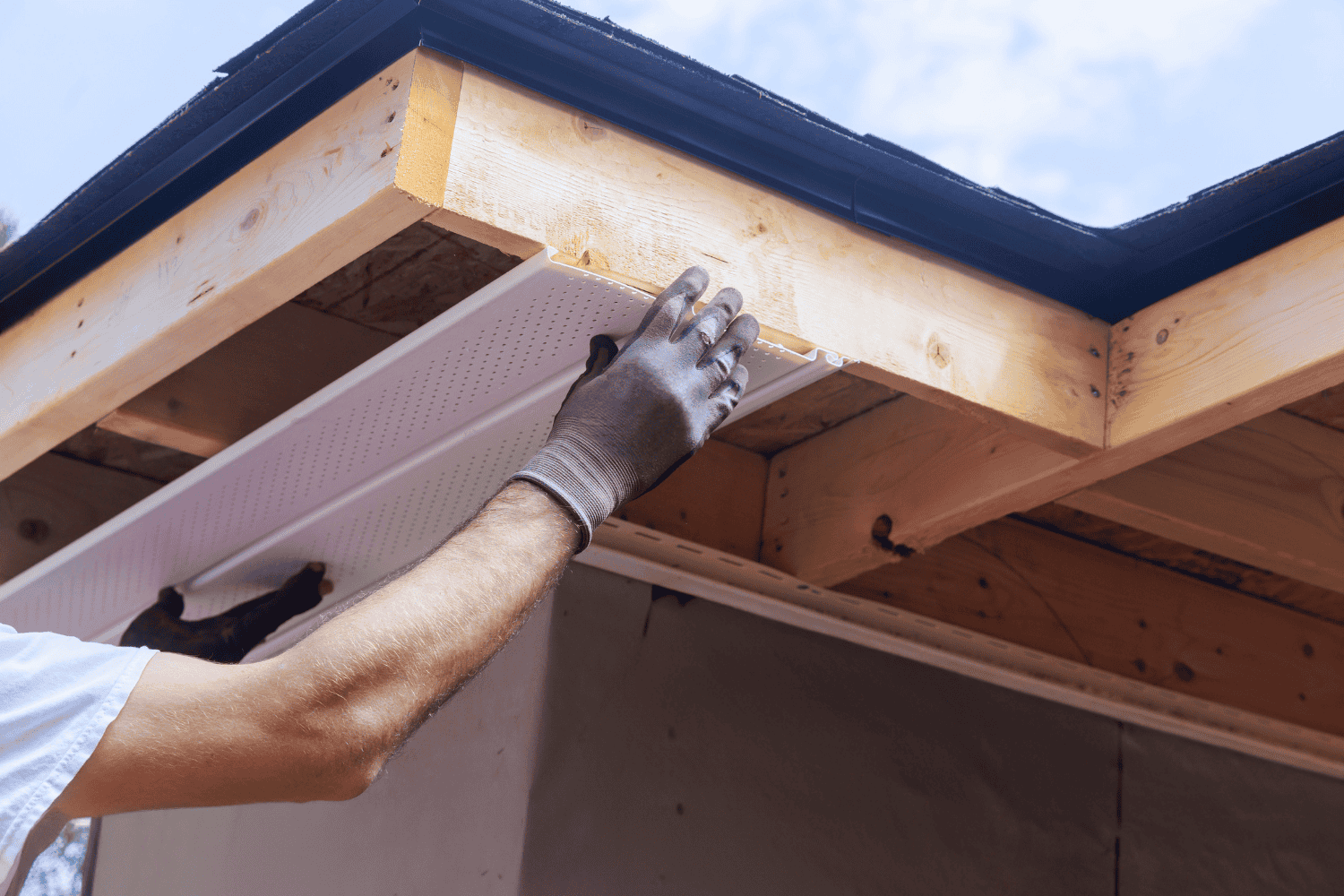 Best Practices for Installation of Soffit: A Step-by-Step Guide 6 A step-by-step guide on installing soffit panels.